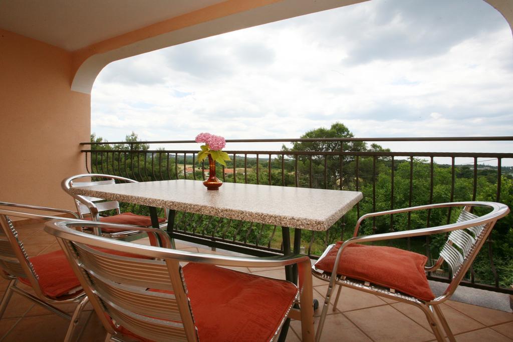 Apartments Neda - Porec South Bilik gambar
