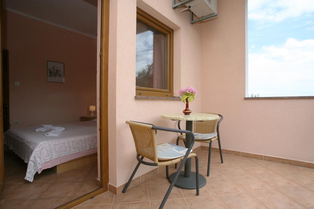 Apartments Neda - Porec South Bilik gambar