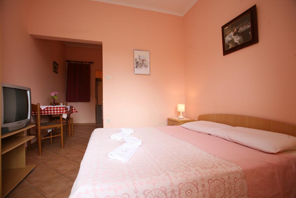 Apartments Neda - Porec South Bilik gambar