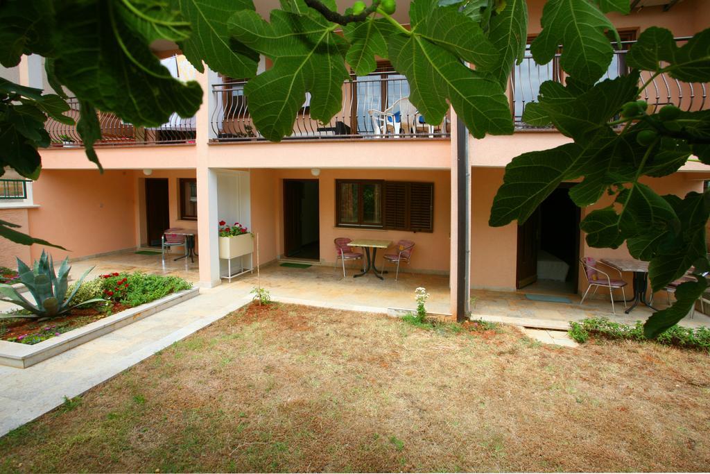 Apartments Neda - Porec South Bilik gambar
